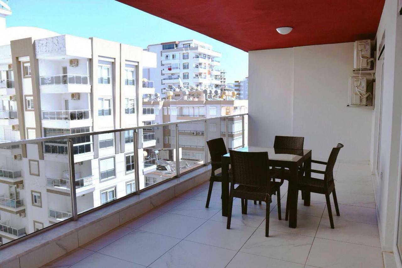 Apartamento Arena Tower Alanya Exterior foto